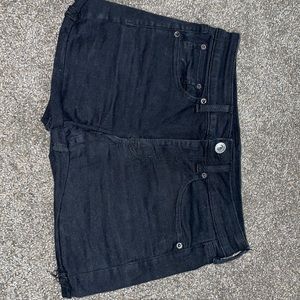 American eagle black shorts